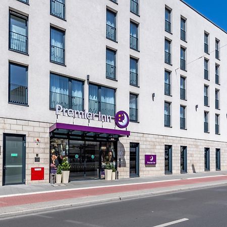 Premier Inn Duesseldorf City Centre Экстерьер фото